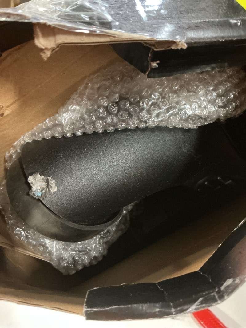 Condition photo showing Good Condition for bully bbs-1104l black bull series steel universal fit truck led brake light hitch step fits 1.25" and 2" hitch receivers for trucks from chevy (chevrolet), ford, toyota, gmc, dodge ram, jeep