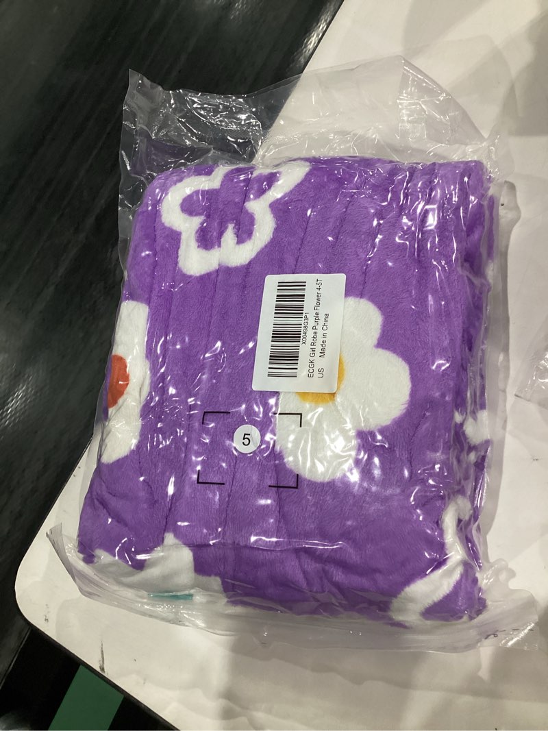 Condition photo showing New/Like New for Girls Fleece Hooded Robes, Warm Printed Bath Robe for Kids Soft Fuzzy Bathrobe for Gifts Purple Flower 4-5T