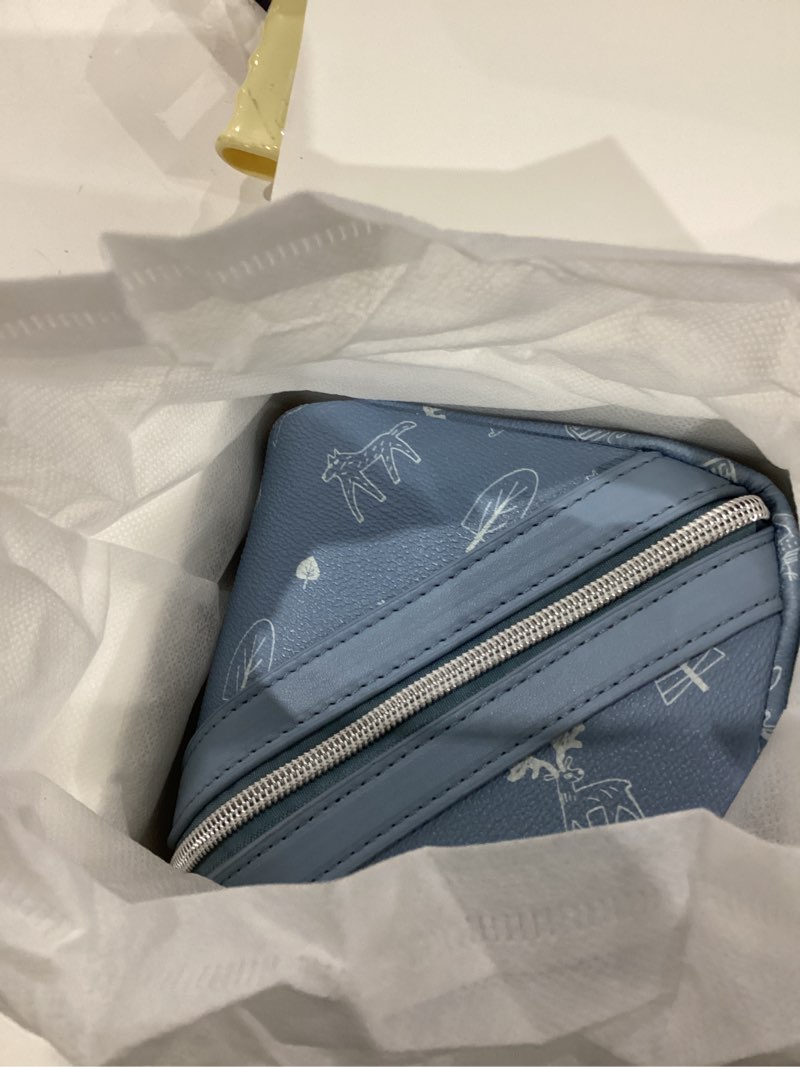 Condition photo showing As Is for BOYATU Travel Makeup Bag Cosmetic Bags for Women: 3 Pcs Set Portable Make up Bag with Handle - Vegan Leather Toiletry Bags with Compartments - Makeup Organizer for Travel Essentials(03-Blue)