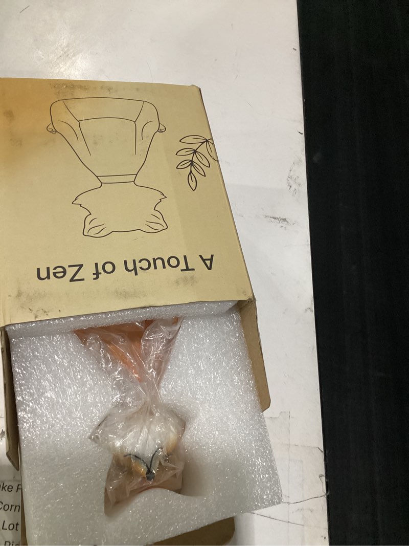 Condition photo showing Good Condition for zen fox figurine, meditating fox buddha statue for home decor, living room, yoga & meditation accent, shelf, table, desk decor, outdoor garden decor, gifts for women