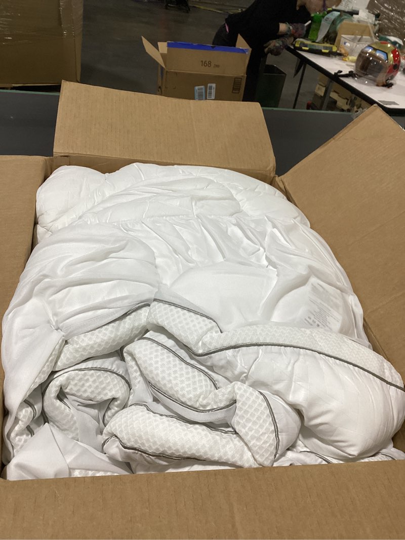 Condition photo showing Good Condition for 3 inch ultra-fluffy memory foam mattress topper queen for back pain, soft comfy pillow top queen mattress topper with 4x support, mattress pad with breathable air mesh sides, 6-21'' deep pocket white queen