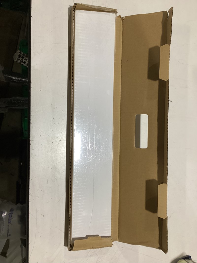 Condition photo showing New/Like New for design house 550905 universal cultured marble side splash 21.5 inch, solid white