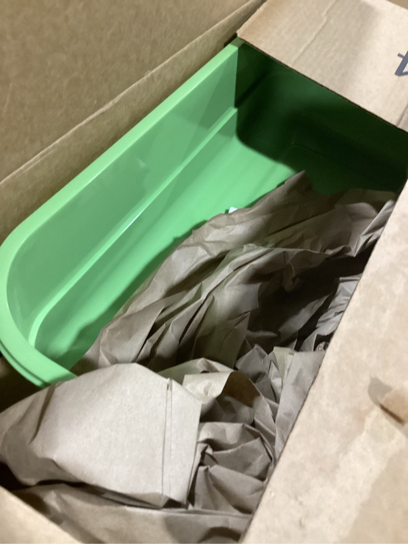 Condition photo showing Good Condition for Extra Large Cat Litter Box with High Sides,Cats Boxes for Indoor Cats,Cat Litter Pan for Kitty,Litter Box with Low Entry,Easy to Clean,Anti-Splashing,23.6" x15.7" x5.9" (Green)