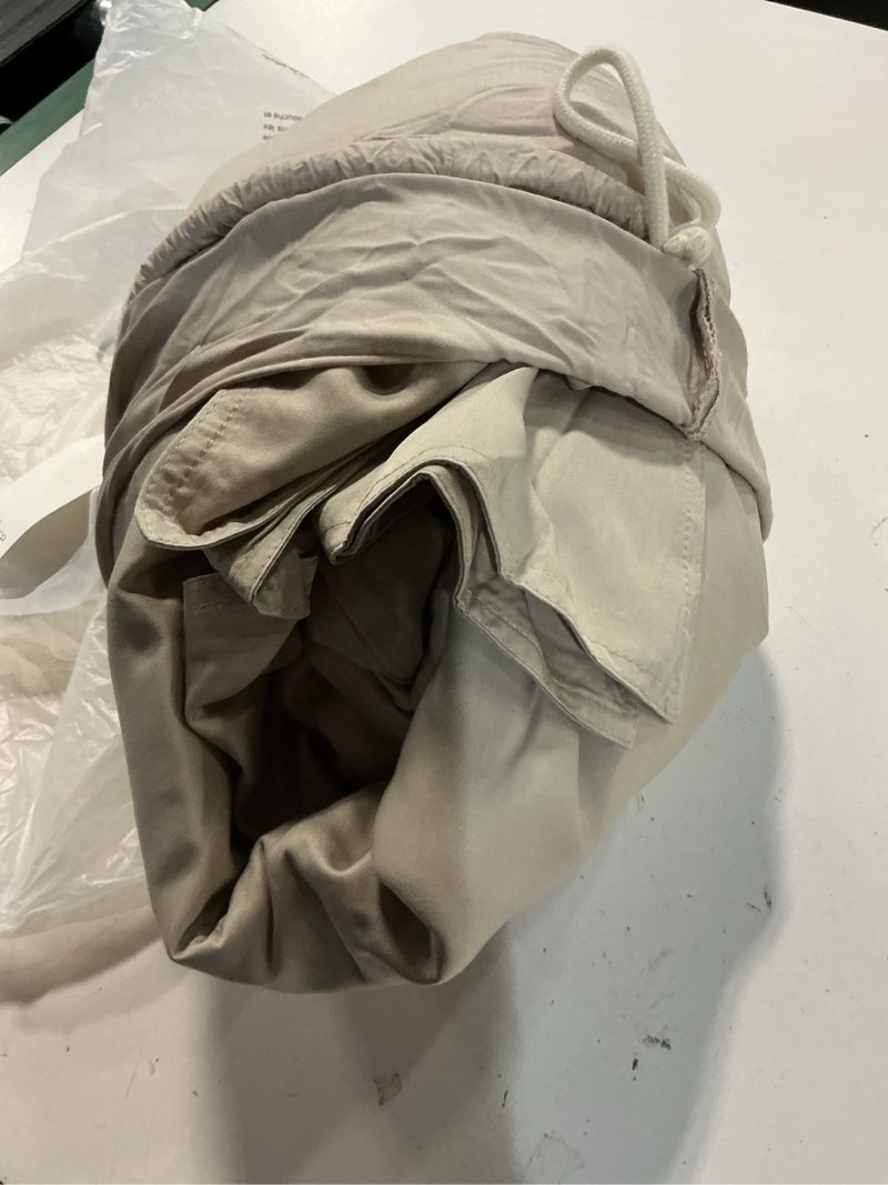 Condition photo showing Good Condition for  quince classic organic percale duvet cover set 3 pcs 