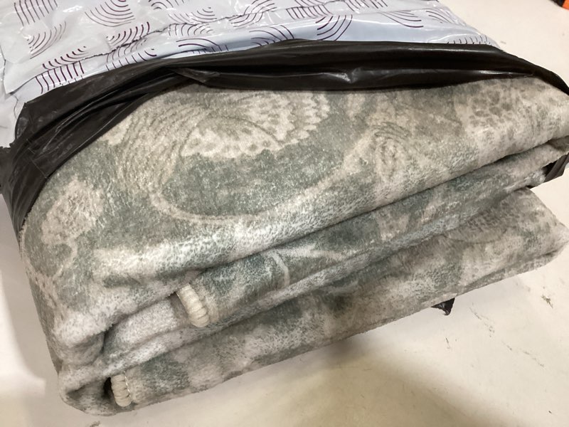Condition photo showing As Is for siris 2x6 washable runner rug, symmetrical botanical floral rug, vintage soft low-pile non-slip floor mat, high-traffic aisle kitchen runner for entryway laundry room bathroom, sage green 2' x 6' (runner) siris sage green