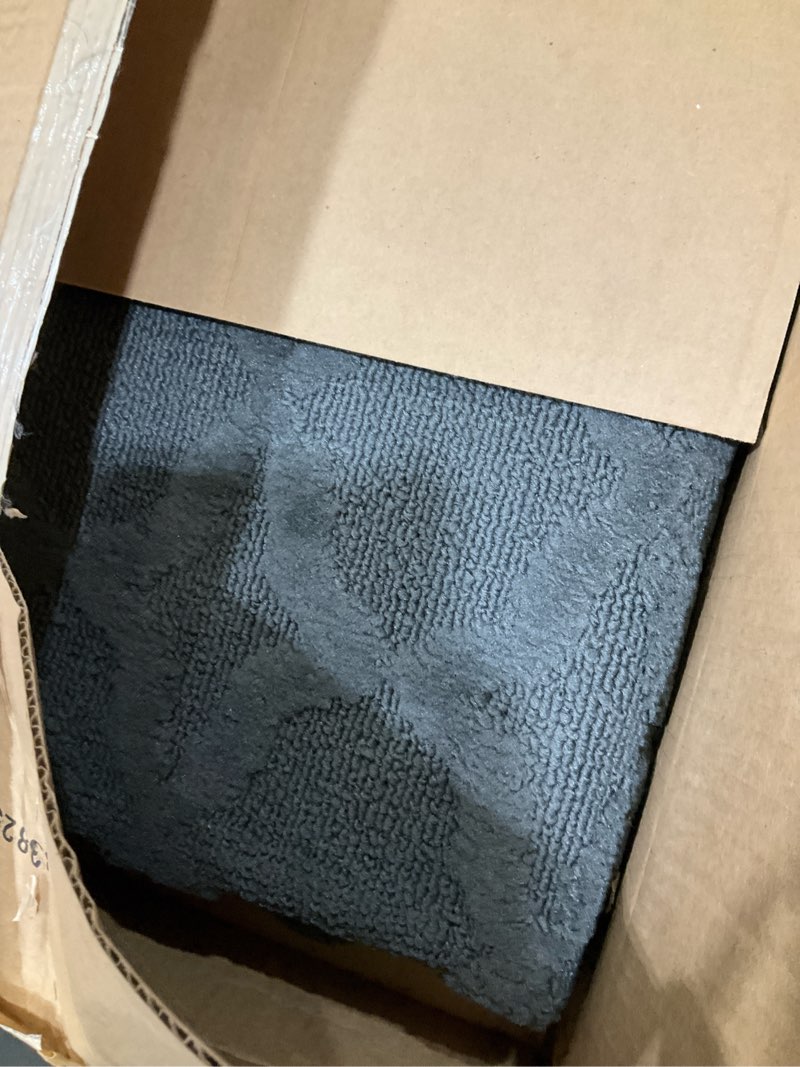 Condition photo showing Good Condition for garland rug sparta 4 ft. x 6 ft. area rug cinder gray cinder gray 4' x 6' (rectangular)