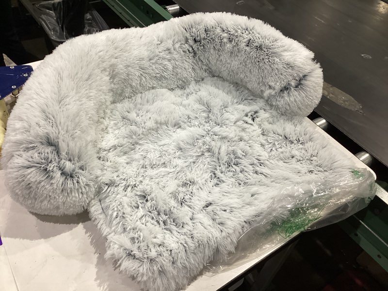 Condition photo showing Good Condition for calming dogs/cats bed mats, dog pad washable removable couch cover, plush long fur mat for pets, waterproof lining, perfect for small, medium and large dogs and cats (gradient gray, 34"x30") 34.0"l x 30.0"w x 5.0"th gradient gray