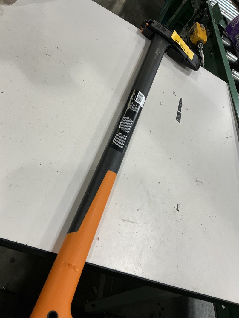 Condition photo showing As Is for fiskars x27 6.3 lb single bit splitting axe fiberglass handle