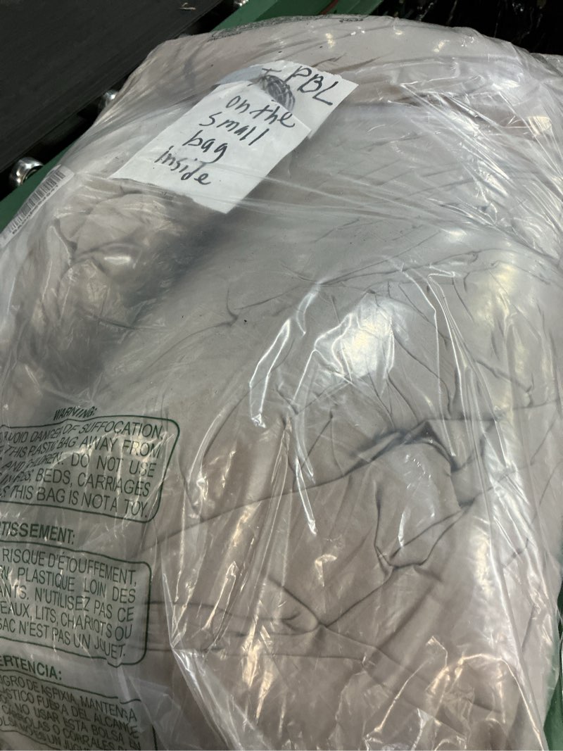 Condition photo showing Good Condition for Bedsure Cotton Duvet Cover Queen, 100% GOTS Organic Cotton Duvet Cover Set, Fair Trade Certified Queen Bedding Set, Eco-Friendly, Ultra-Soft, Breathable Home Bedding for All Seasons(Linen, 90"x90") 11 - Linen - Organic Queen (90" x 90")