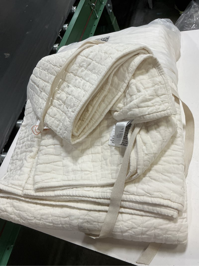 Condition photo showing Good Condition for quince european linen cotton stitch quilt 108x92