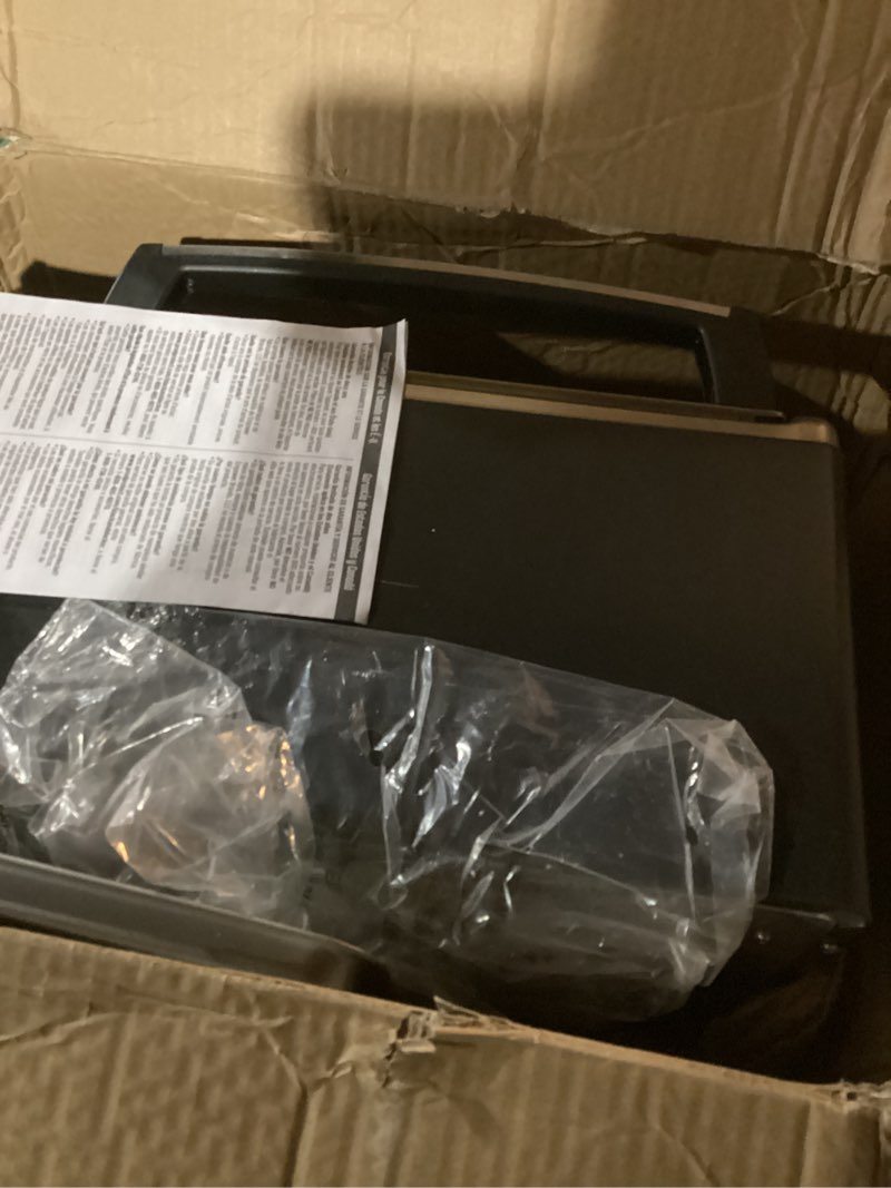 Condition photo showing Good Condition for Black+Decker Countertop Convection Toaster Oven, 8 One-touch Cooking Functions, Stainless Steel Dual Rack Positions