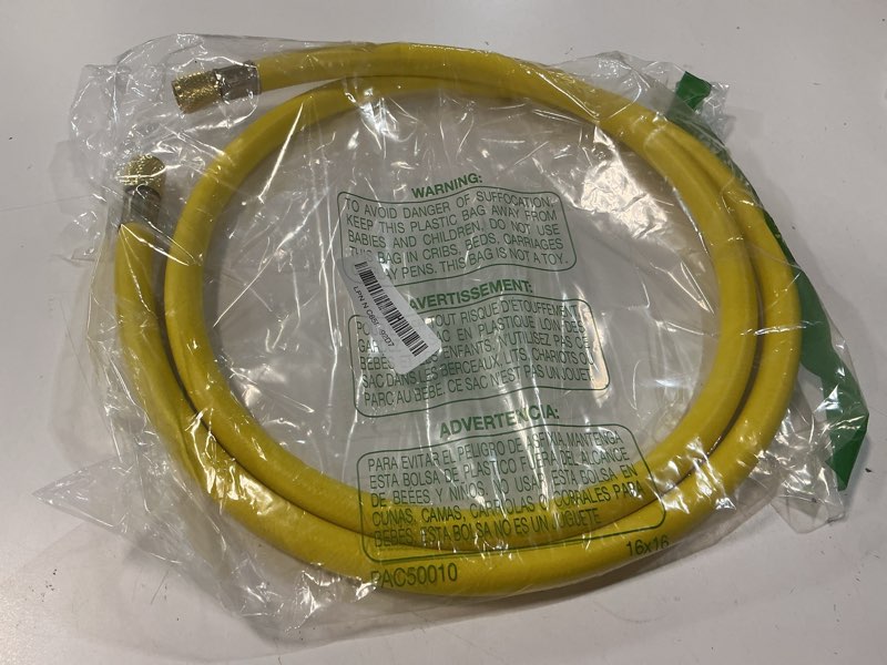 Condition photo showing New/Like New for 2026 upgraded 3/8" hvac vacuum hose,72" refrigerant charging hose,standard 3/8"×3/8" flare fittings,low resistance and high flow rate,faster hvac evacuation and recovery,20 microns vacuum,yellow yellow 6ft