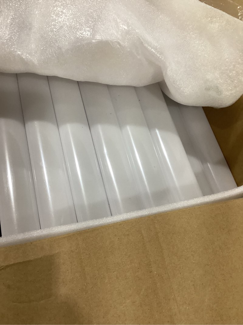 Condition photo showing Good Condition for lzhome hexagon 5000k led garage lights: 25 pack updated 1.31-inch wider size,26300lm super bright hex lighting ceiling led shop light for garage, car detailing, workshop, warehouse, gym, basement 5 hex