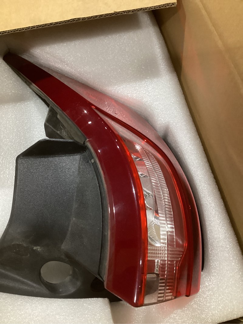 Condition photo showing As Is for Lathsy LED Tail Light Assembly Outer Compatible with Chevy Traverse 2018 2019 2020 2021 Right Passenger Side Taillight Replace 84618032 GM2805130