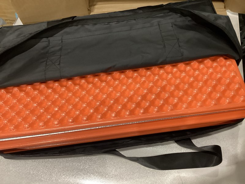 2 Person Camping Foam Sleeping Pad Lightweight Closed Cell Folding Camping Mat Double Camping Mattre