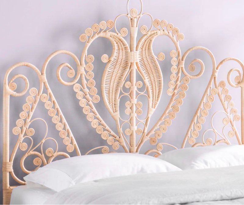 Aindriu headboard SIMILAR TO STOCK IMAGE 