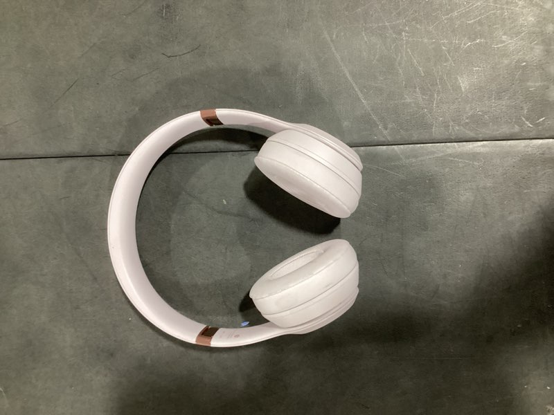Condition photo showing Good Condition for beats solo 4 - wireless on-ear bluetooth headphones, up to 50-hour battery life, ultra-lightweight comfort, powerful and balanced sound, apple & android compatible - cloud pink
