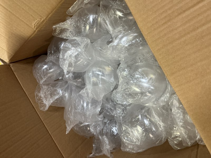 Condition photo showing New/Like New for Wettarn 100 Pcs 3 Size Clear Christmas Ornaments Balls Plastic Fillable Ornament Ball with Rope for DIY Craft Xmas Wedding Party Decor Assorted 3 Sizes 100