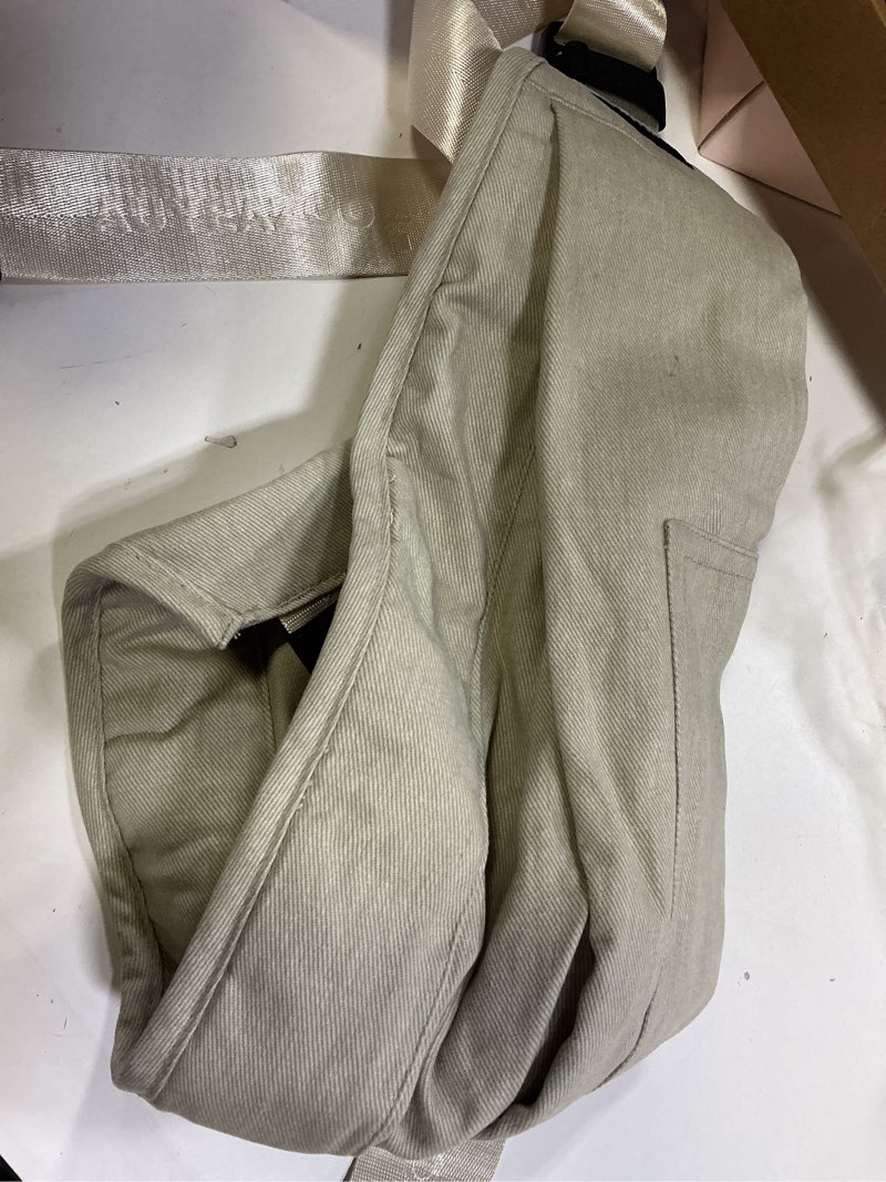 Condition photo showing Good Condition for Toddler Carrier - Premium Cotton, Large Seat & Back Support, with Large Pocket, One Size Fits All, Ideal for 6-48 Months (11-44 lbs), Beige