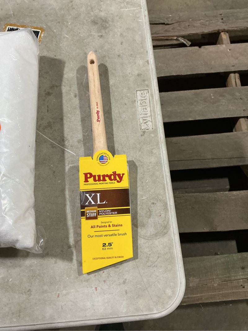 Condition photo showing Good Condition for Purdy 144152325 XL Glide Paint Brush, 2-1/2 in. Angular Glide 144152325