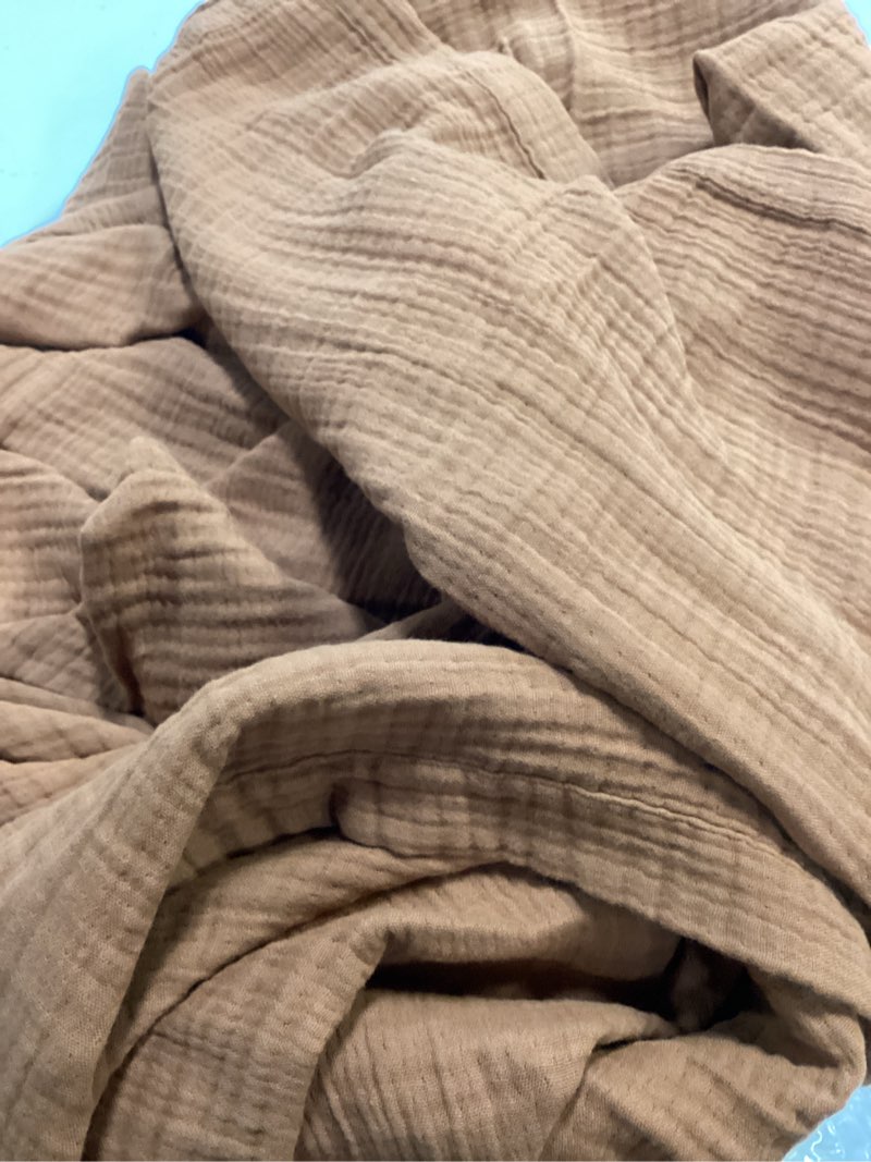 Condition photo showing Good Condition for organic cotton gauze blanket orange-brown king/cal king