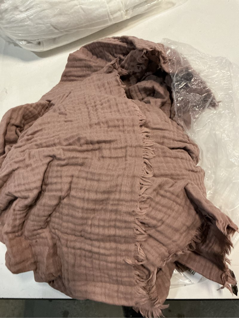 Condition photo showing As Is for quince organic cotton gauze throw, one size, fig