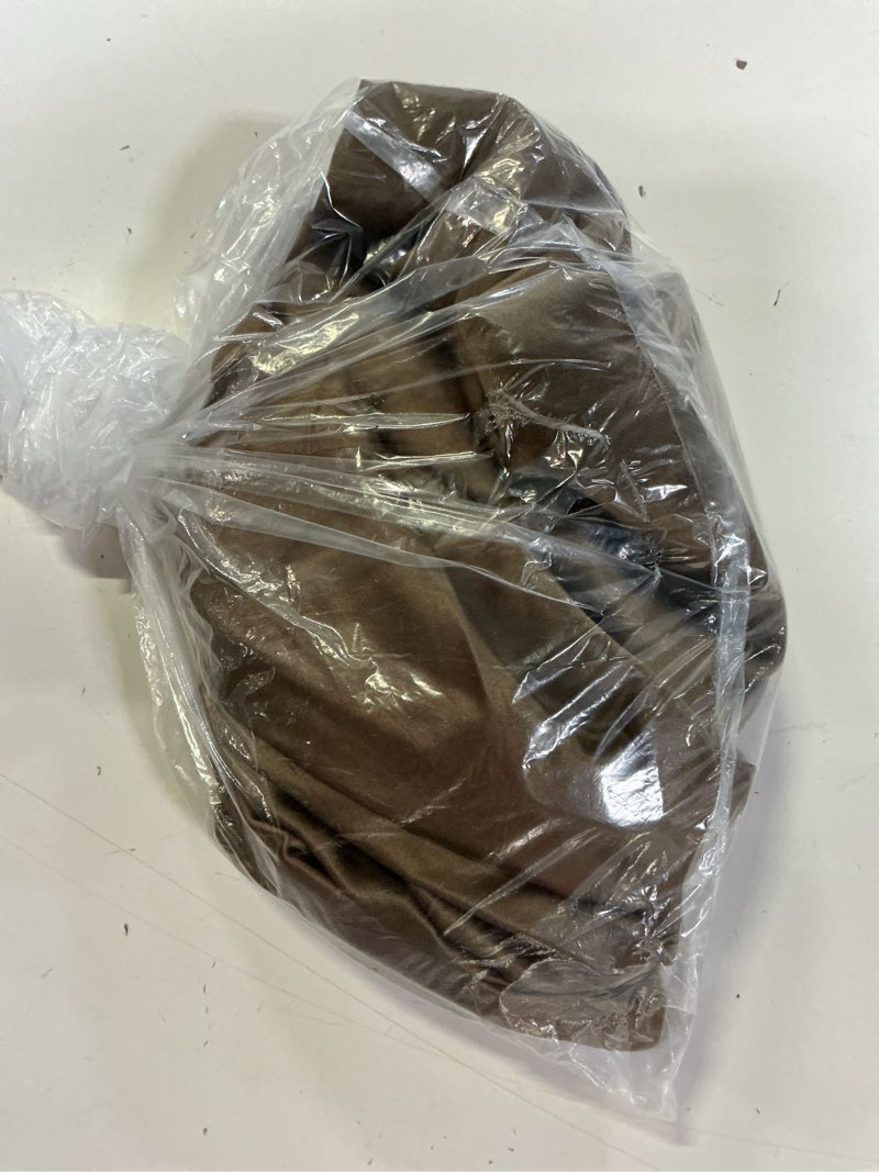 Condition photo showing Good Condition for 100% mulberry silk pillowcase, king, espresso