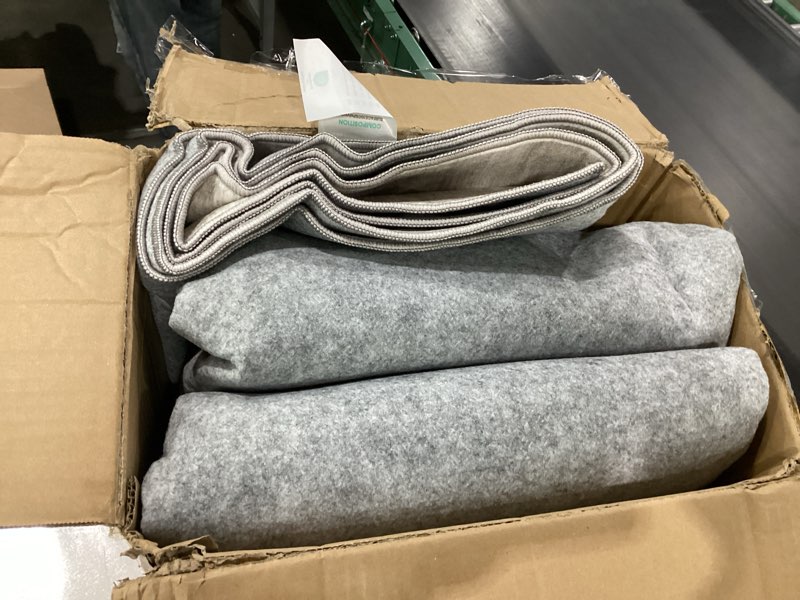Condition photo showing New/Like New for Art&Tuft Washable Rugs 8x10, Anti-Slip Backing Abstract 8x10 Rug, Stain Resistant Rugs for Living Room, Foldable Machine Washable Area Rug (TPR53-Beige, 8'x10') Tpr53-beige 8' x 10' (Rectangular)