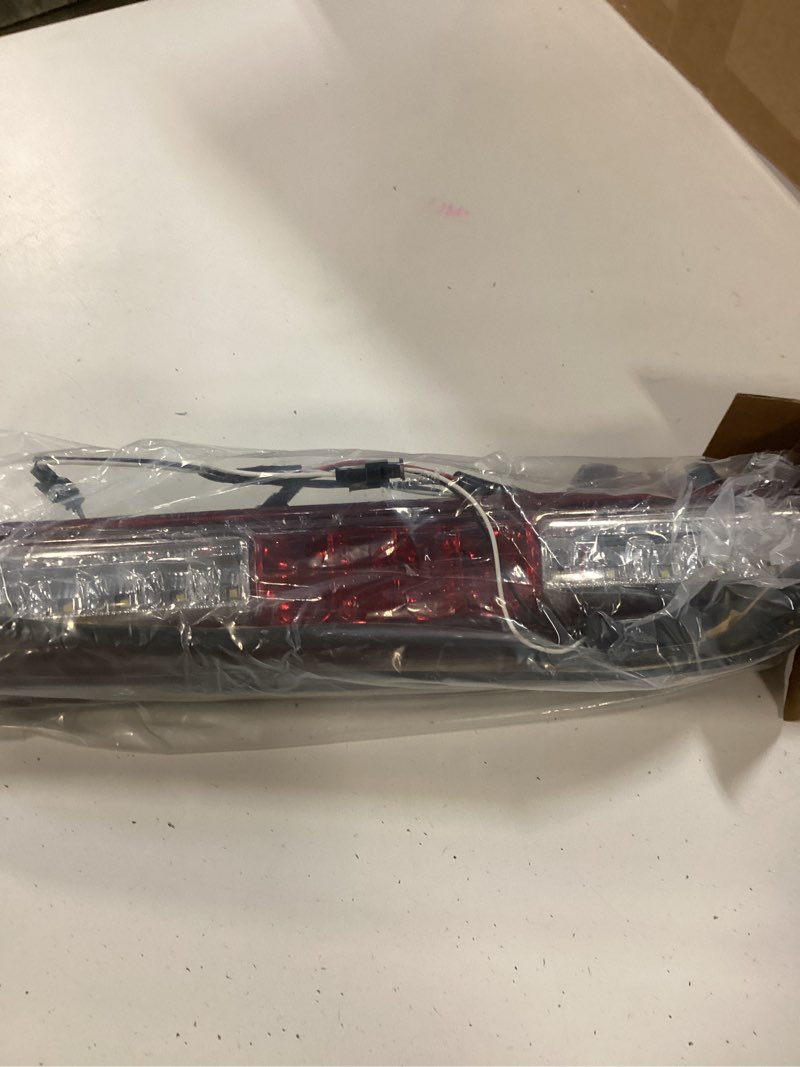 Condition photo showing Good Condition for 3rd third brake light cargo lamp compatible with 99-06 chevy silverado/gmc sierra 1500 2500 3500 hd, for 07 silverado/ sierra 1500 2500 3500 classic red,high mount stop light rear center cab tail lamp third brake light with seal gasket