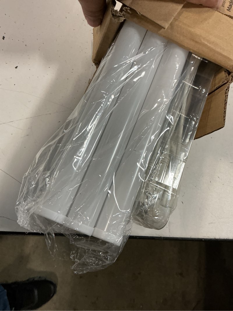 Condition photo showing Good Condition for barrina (6 pack led t5 integrated single fixture, 4ft, 2200lm, 6500k super bright white, 20w utility led shop light, ceiling and under cabinet light, corded electric with on/off switch, etl listed