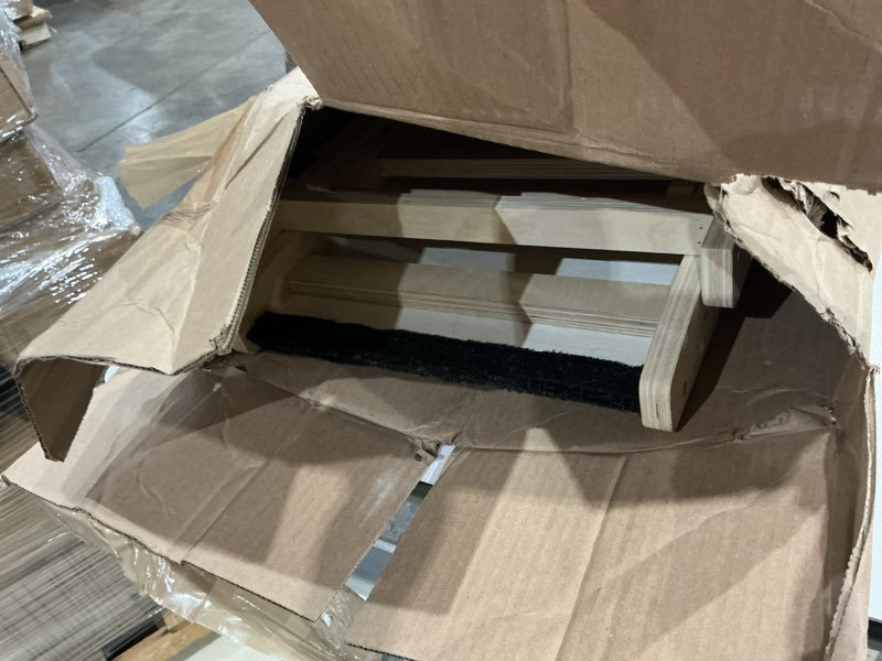 Condition photo showing Good Condition for woohoo dog ramp - with innovative non-slip rubber mat - for couch and bed - 41" long and adjustable from 14" to 24" - great for pets of all ages