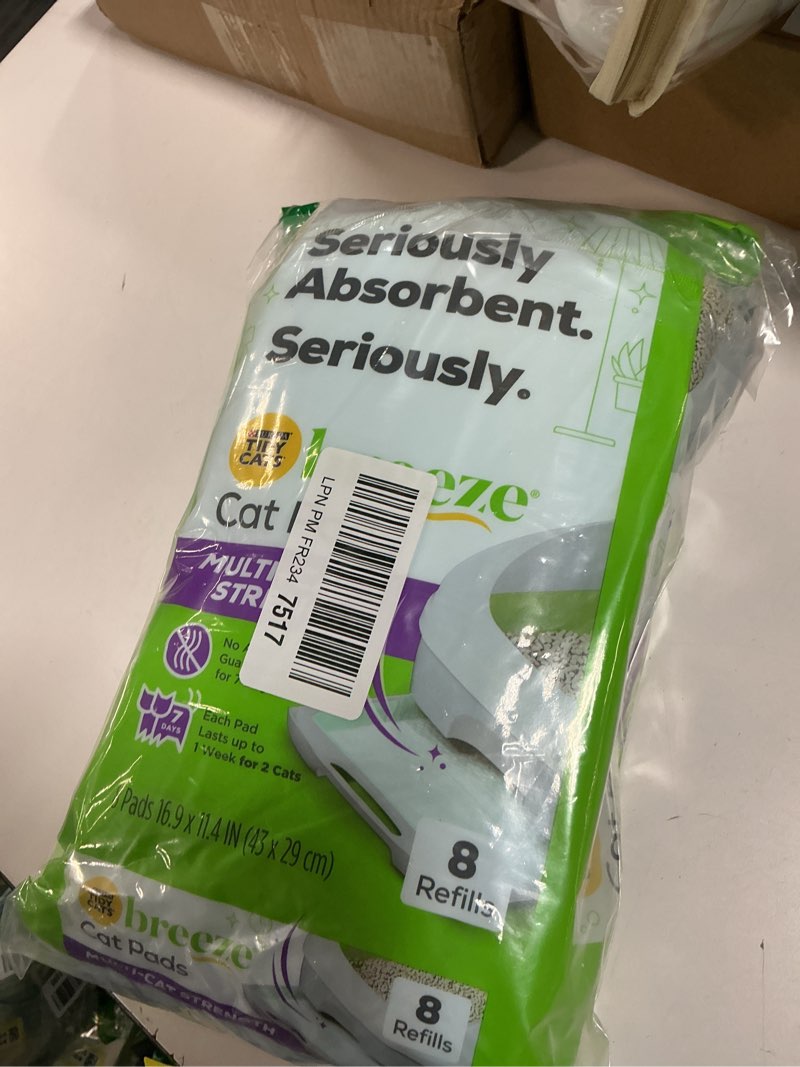 Condition photo showing New/Like New for Tidy Cats Breeze Cat Litter Box Pad Bag - 1.18lbs/8ct