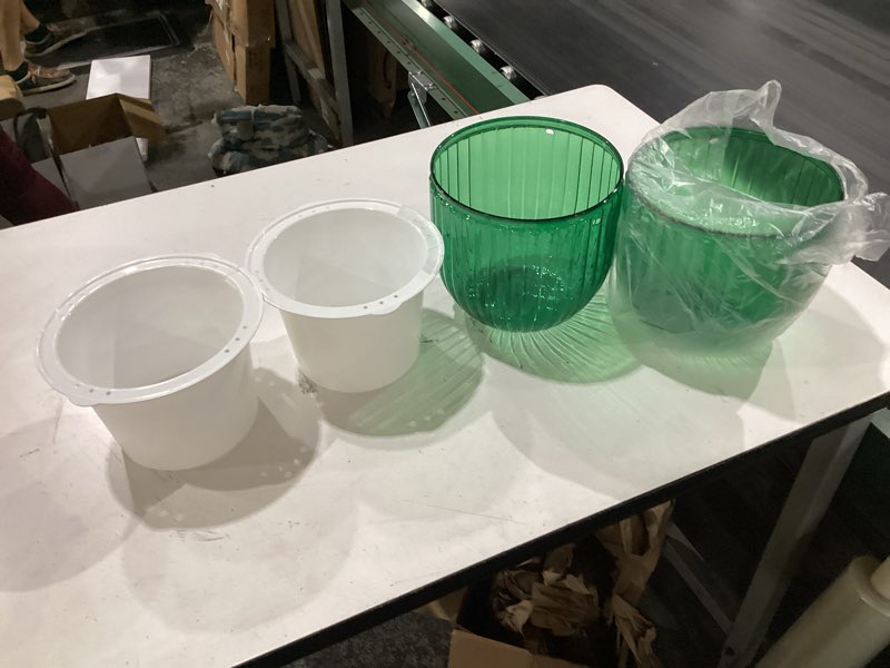 Condition photo showing Good Condition for 2 pack self watering hanging planters, 8.3" plastic hanging flower pots with hooks & drainage holes for indoor outdoor plants