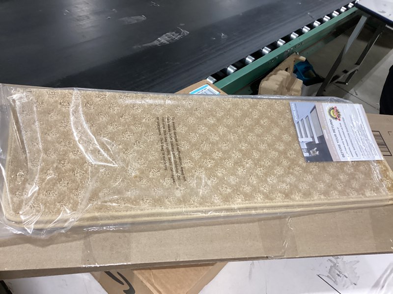 Condition photo showing Good Condition for PURE ERA Bullnose Carpet Stair Treads Set Tape Free Non-Slip Indoor Stair Protectors Pet Friendly Rugs 9.5" x 30"(2 Pieces,Khaki Mini-Diamond Trellis) Khaki Mini-diamond Trellis 2 Pieces with Bullnose