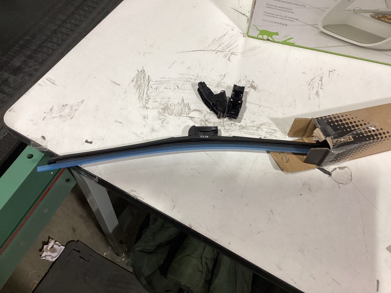 Condition photo showing Good Condition for ClixWipers 26" + 18" High Performance Premium Automotive Replacement Windshield Wiper Blades, Passenger and Driver Side Wiper Blade Designed For All Weather & Winter Conditions (Set of 2) 26" + 18" Premium