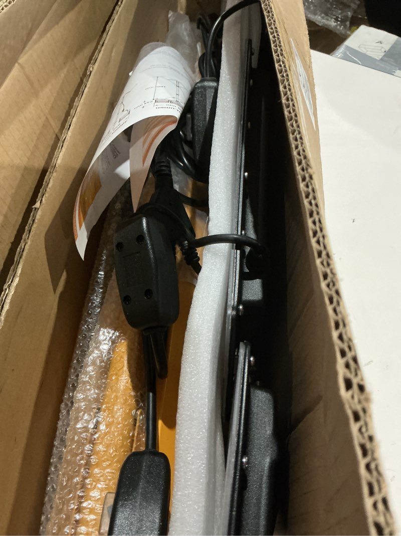 Condition photo showing Good Condition for 45000 lumen led work lights with stand - 3 head portable work light with tripod - ip65 waterproof tripod work lights for outdoor indoor job site workshop garage construction site lighting 45000lumen