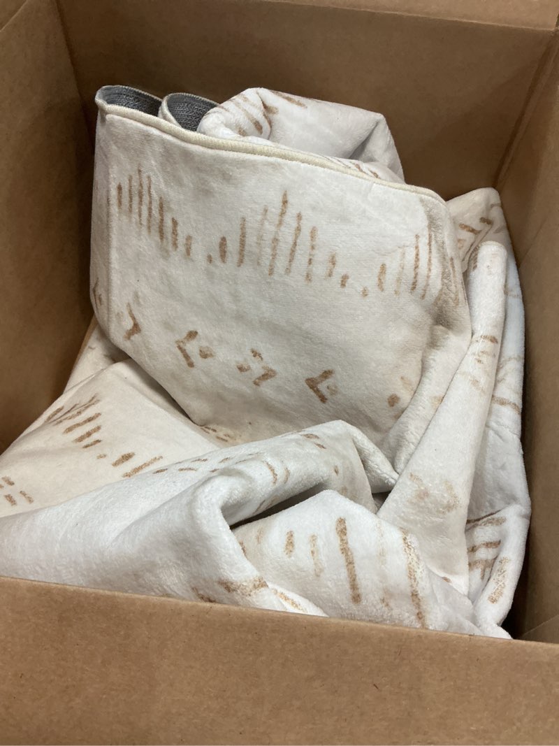 Condition photo showing As Is for 5x7 Area Rug for Living Room, Washable Non-Slip Large Area Rug, Indoor Floor Carpet Low Pile Soft Boho Farmhouse Rug for Bedroom Dining Room (Light Brown/Cream,5'x7') Light Brown/Cream 5' x 7' (Rectangular)