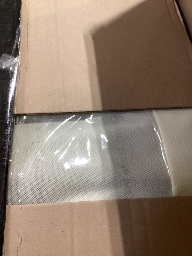 Condition photo showing Good Condition for Amazon Basics Lightweight Super Soft, Wrinkle-Free, Easy Care Microfiber 4-Piece Bed Sheet Set with 14-Inch Deep Pockets, Full, Bright White, Solid Bright White Full