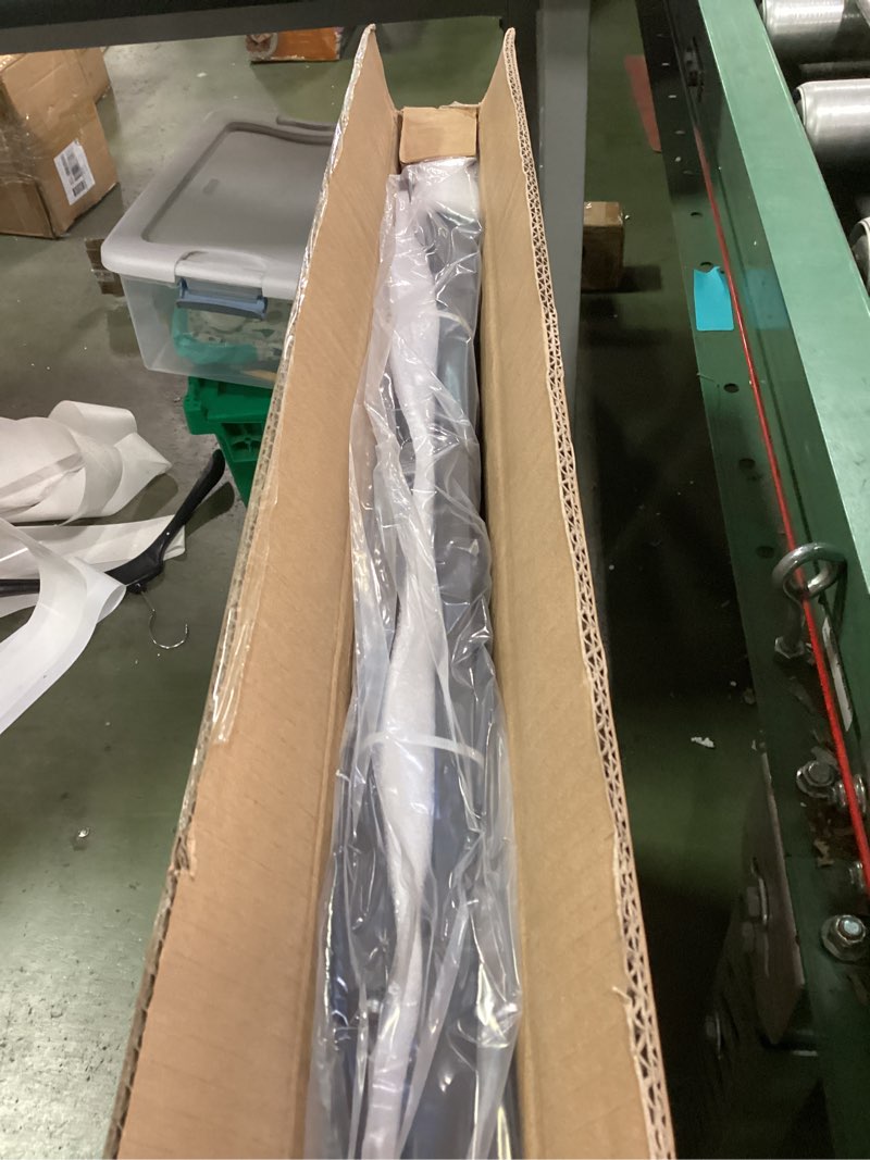 Condition photo showing Good Condition for Mom's Choice-GROWNSY Baby Gate for Stairs, 30.5"-48.4" Pressure Mounted Baby Gate for Top of Stair&Doorway with Y-Spindle Rods, Anti-Trip Pedal, Wide Stairs Dog Gate Easy Install w/Red Reminder,Black Black 29"-48"*30"