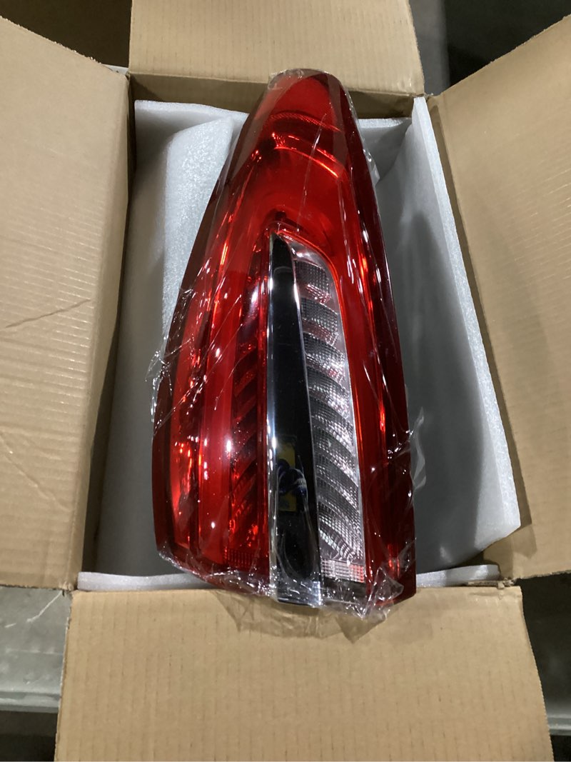 Condition photo showing New/Like New for ford fusion 2019 taillights left side