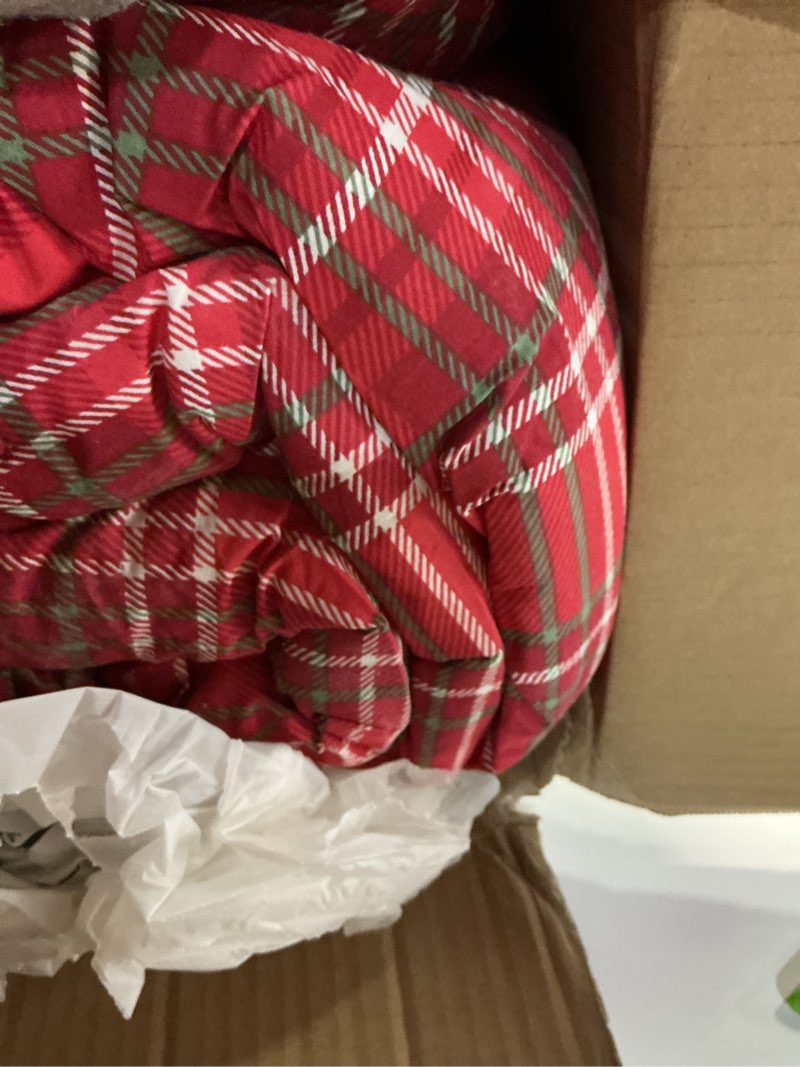 Condition photo showing Good Condition for Levtex Home - Yuletide Comforter Set - Full/Queen Comforter 90x94 and Two Standard Pillow Cases 20x26 - Christmas Holiday Script - Red and Cream - Cotton Comforter - Full/Queen