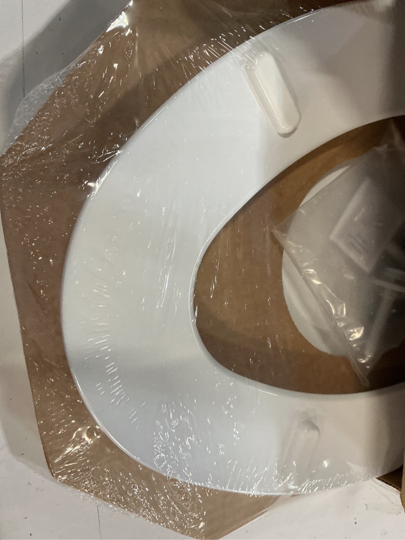 Condition photo showing New/Like New for bemis 1500ec 390 lift-off wood elongated toilet seat, cotton white (pack of 1) elongated basic