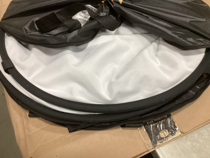 Condition photo showing Good Condition for Kate Collapsible Backdrop Audition Backdrop for Headshot Photography,Video Conference,Live Streaming(5'x6.5',1.5x2m,Black/White)