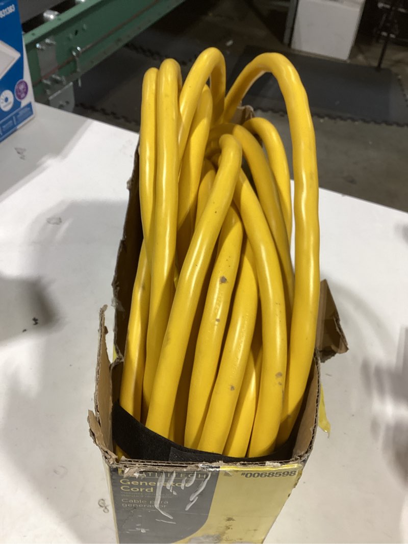Condition photo showing Good Condition for utilitech 25-ft 10 / 4 heavy duty 4 prong yellow outdoor extension power cord