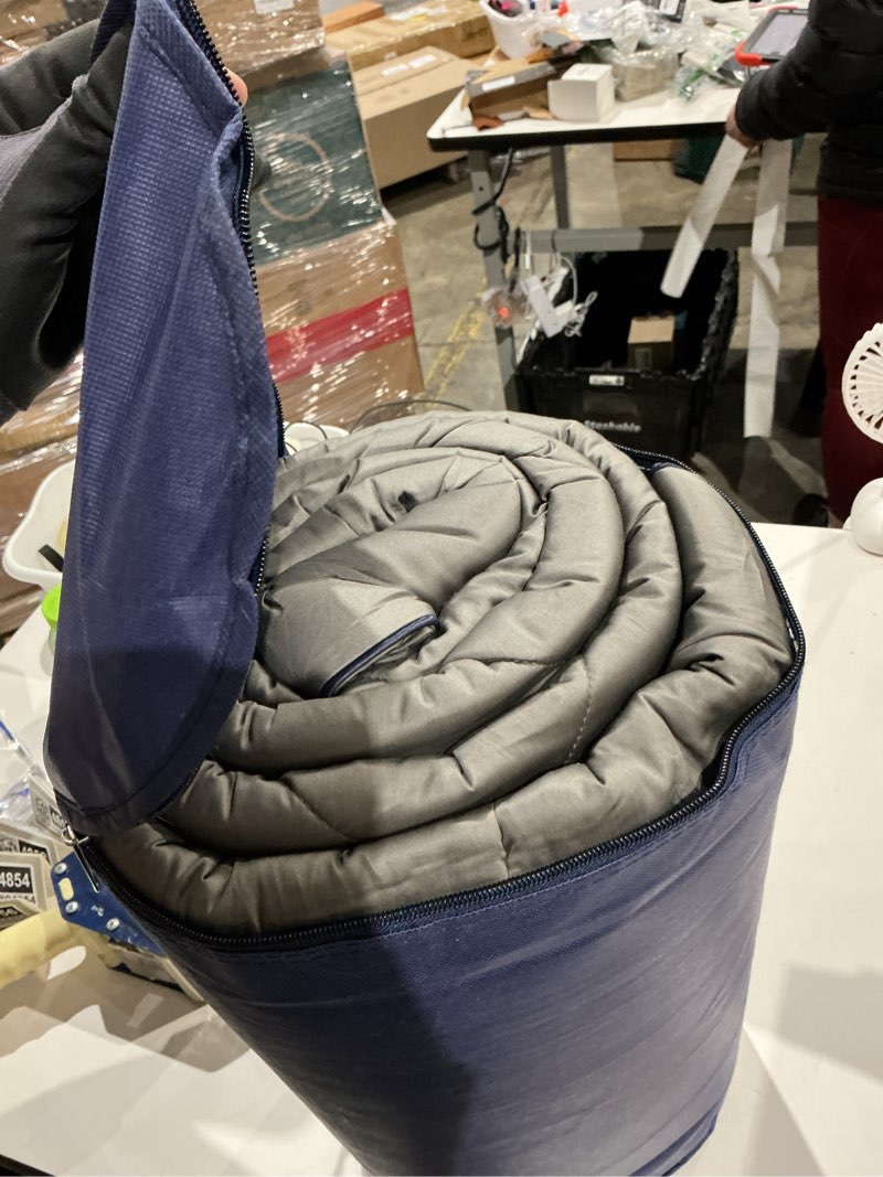 Condition photo showing New/Like New for 2025 premium upgraded non-vacuum bed quilt all seasons 100% cotton filled comforter - reversible lightweight soft breathable fluffy (midnight grey )
