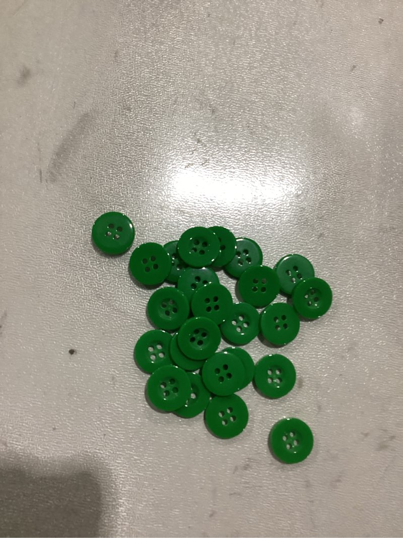 Condition photo showing Good Condition for harfington 200pcs 24l sewing buttons 5/8"(15mm) resin round flat 4-hole craft replacement buttons for coats sewing clothing and diy, green