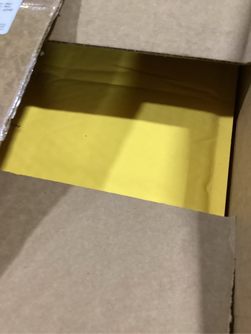 Condition photo showing Good Condition for amazon basics kraft bubble self-seal padded mailing envelopes, 10.5" x 16" (internal size 10.25" x 15"), shipping packaging, brown, 25-pack 25 pack 10.5" x 16"