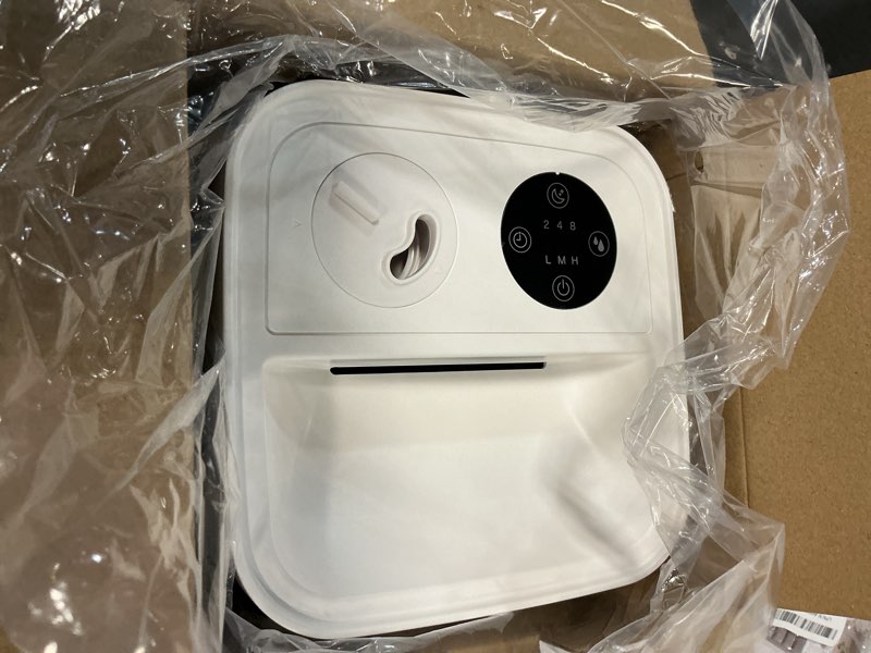 Condition photo showing Good Condition for 4.6l/1.2gal stainless steel humidifier for bedroom, top fill ultrasonic cool mist humidifier dishwasher safe, ultra-low noise, sleep mode, humidifiers for baby nursery, office & indoor plants white
