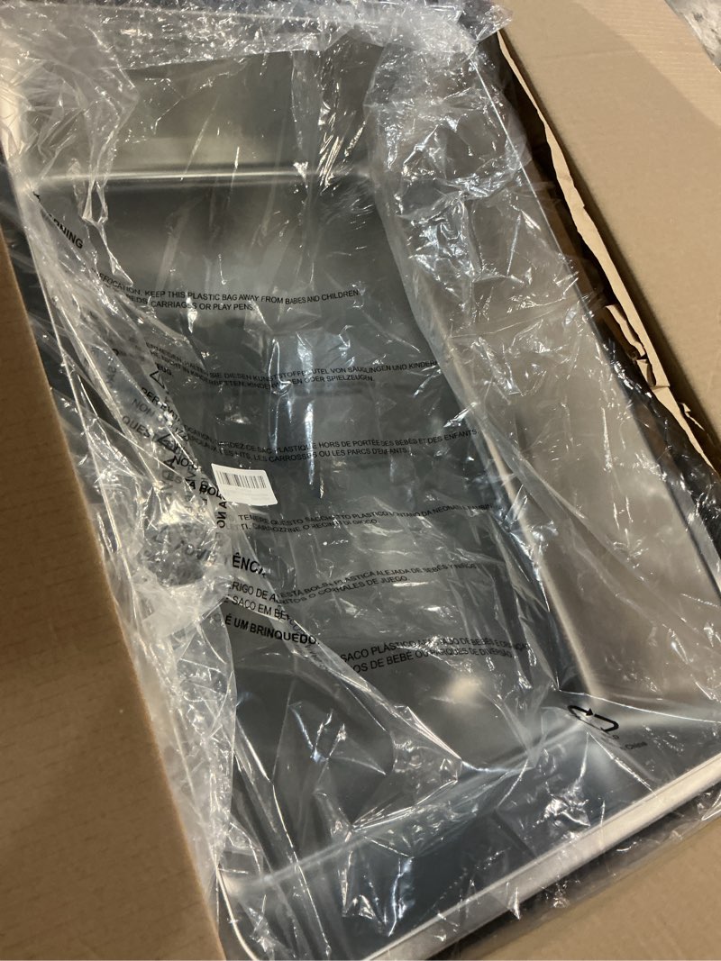 Condition photo showing Good Condition for ikitchen stainless steel cat litter box, large metal litter box for cats, never absorbs odors,stain free, rustproof, non stick smooth surface 23.5" l x 15.5" w x 6" h 23.5"l x 15.5"w 6" h