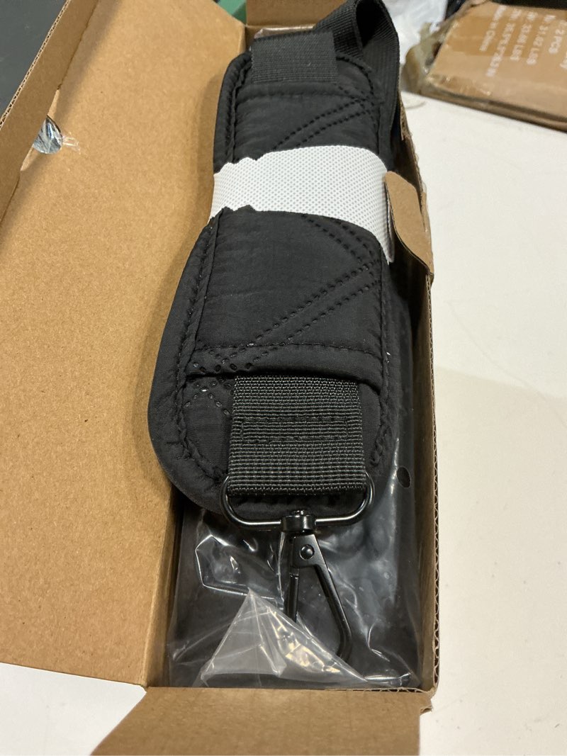 Condition photo showing Good Condition for insulated lunch box for women men, soft & puffy lunch bag, large capacity leakproof reusable tote cooler bag with 4 pockets, adjustable strap, ideal for work, outdoors, picnic, travel (black)